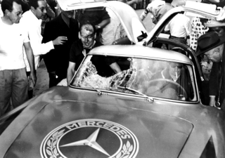 Illustration for article titled Mercedes-Benz SLS: Once Upon A Time In Mexico